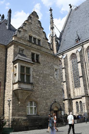 klik hier voor de originele foto (789kB - 1280x1920)