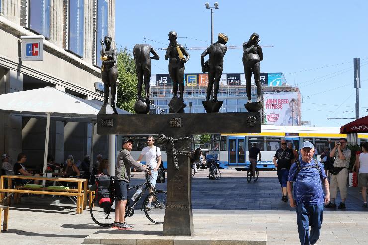 klik hier voor de originele foto (550kB - 1920x1280)